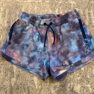 Athleta Tie-Dye Performance Shorts — Blue Purple Multi